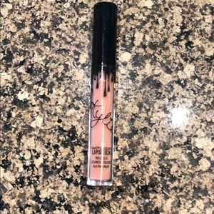 Kylie Matte Liquid Lipstick